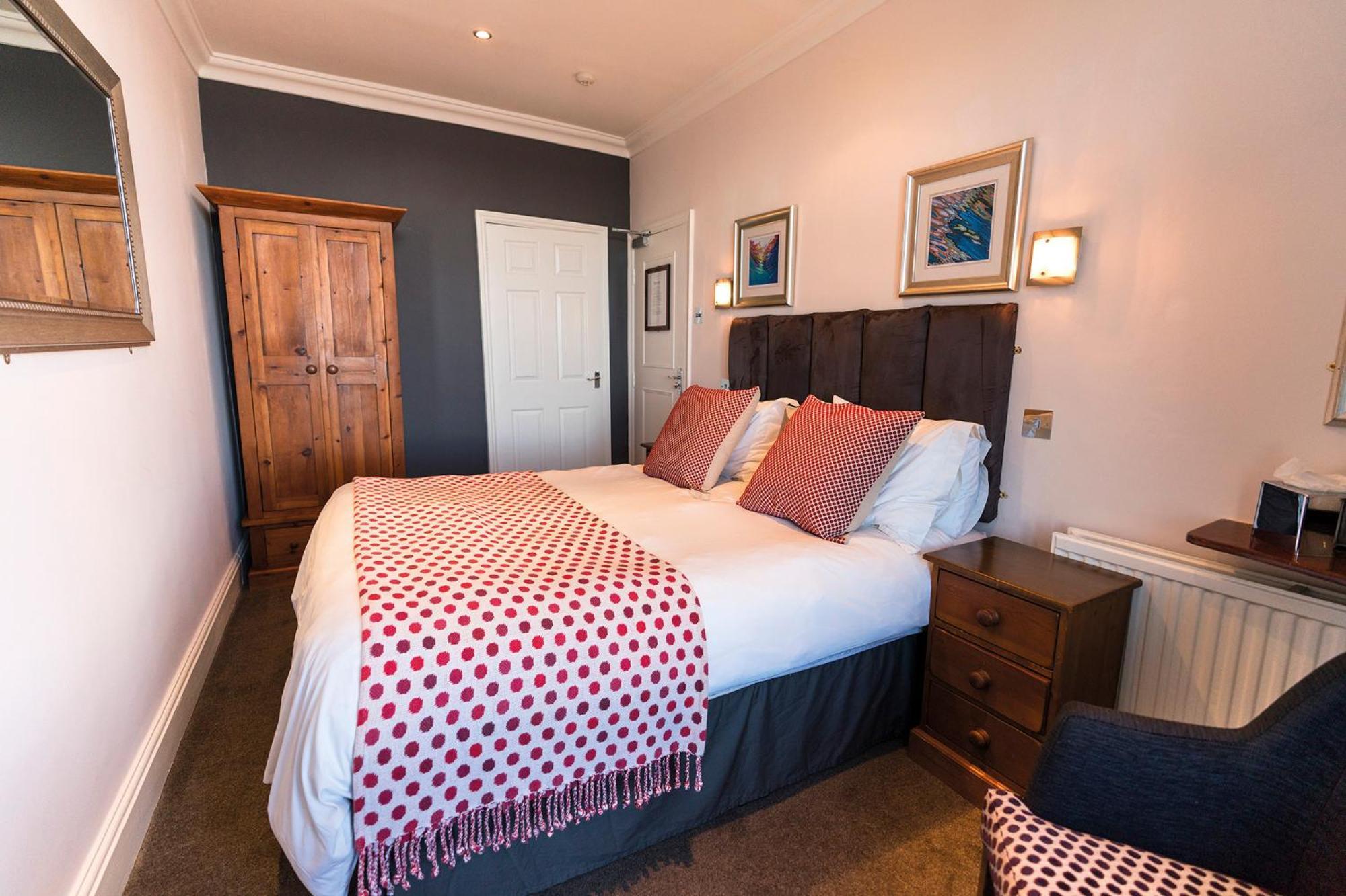 The Helaina Hotel Scarborough Room photo