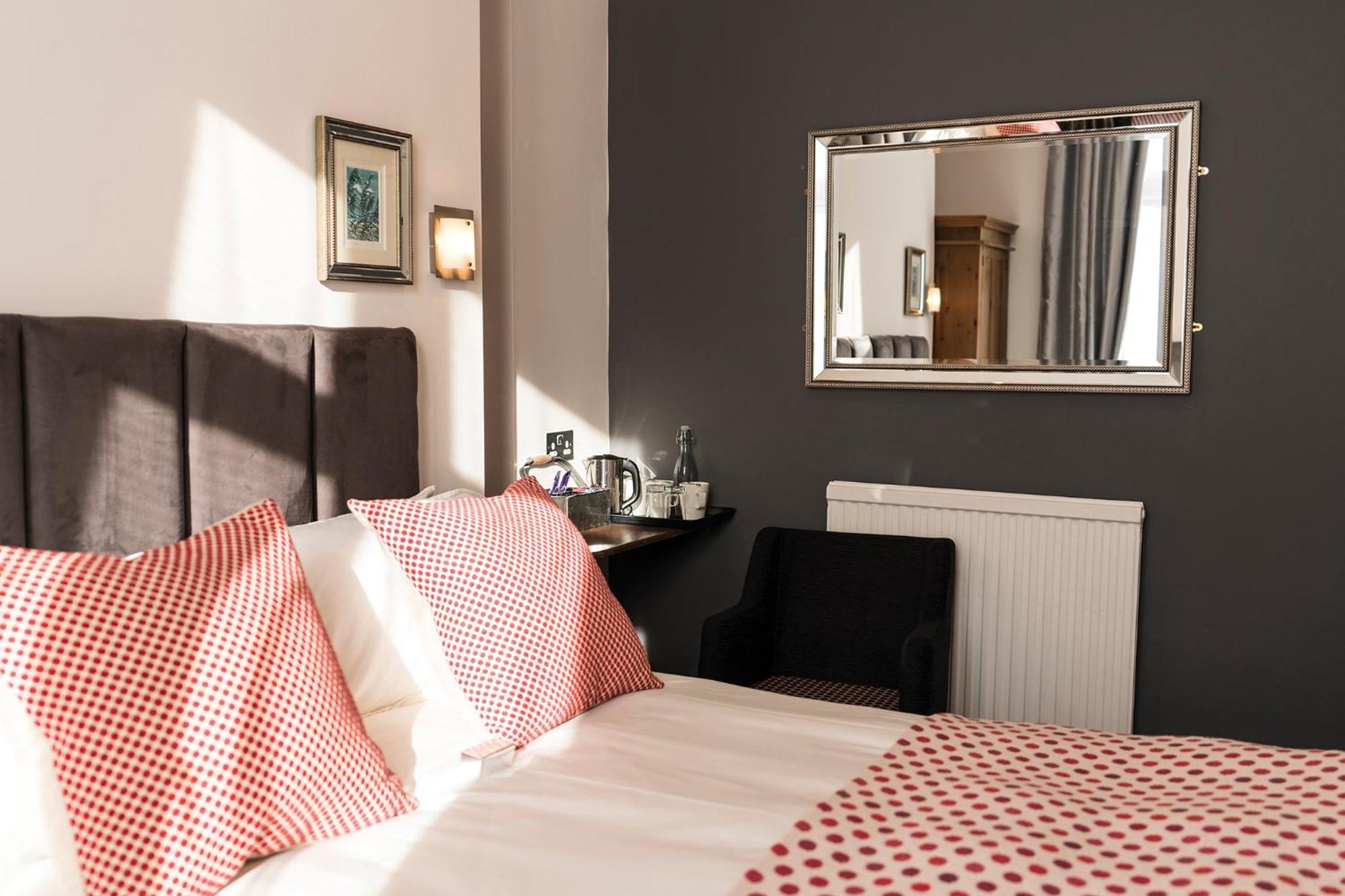 The Helaina Hotel Scarborough Room photo